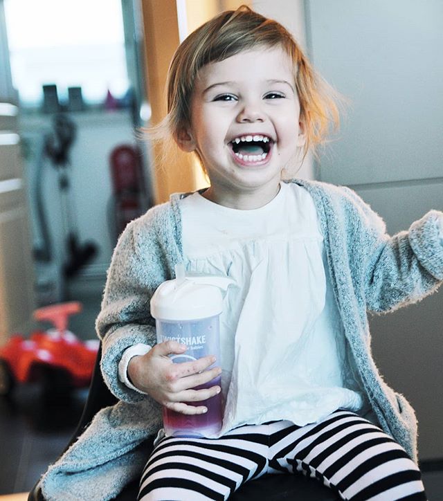 straw-cup-twistshake